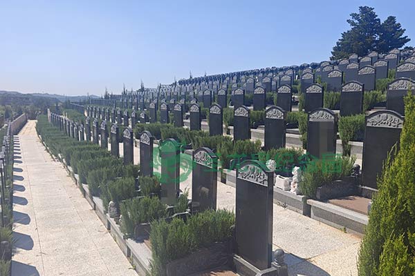 圣龙泉墓园