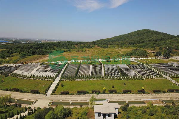 沈阳圣龙泉墓园